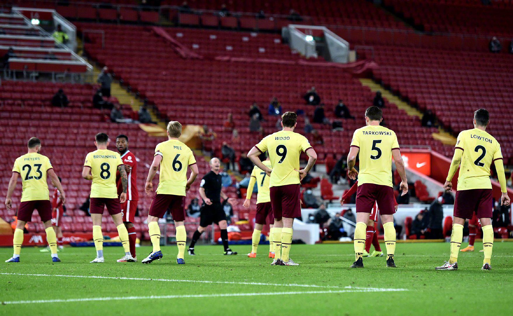 中完全占据 中完全占据